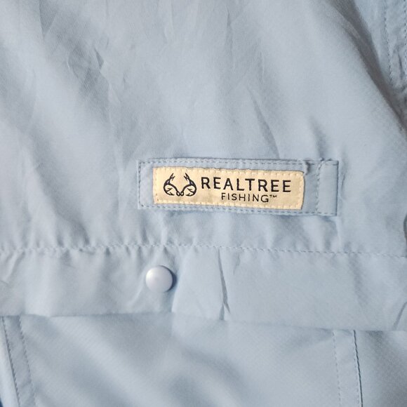 Real tree Fishing Button shirt With Vented Back Men's Size Medium Blue Pockets - Picture 3 of 9